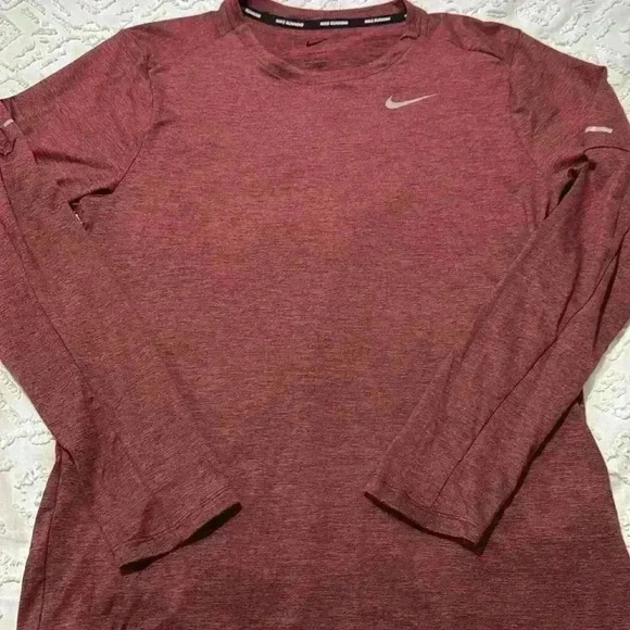 Nike Element Running Crew Long Sleeve Dri-Fit Men’s Burgandy Top Size Small NWT - Picture 6 of 13